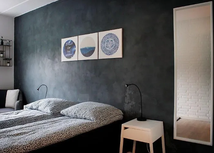 Nordkap Bed & Bath *